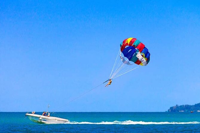 Parasailing in Dubai Burj View - With Transfer Option - Meeting and Pickup Information