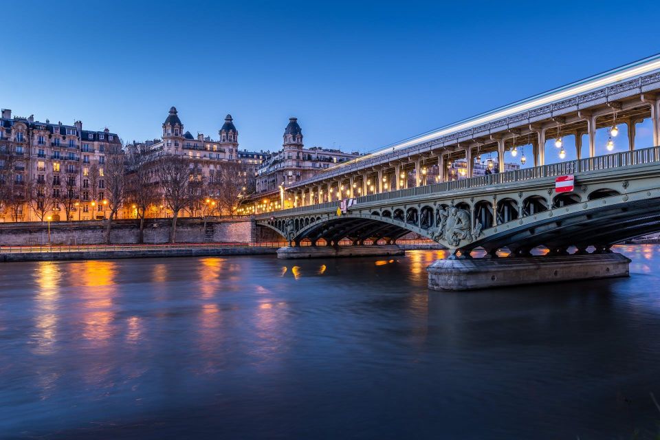 Paris : Audio Guided Tour of the Bridges of Paris - Booking Information