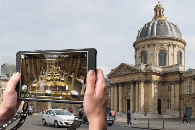 Paris: Openair Double Decker Bus Audio-Guided City Tour - Meeting Point