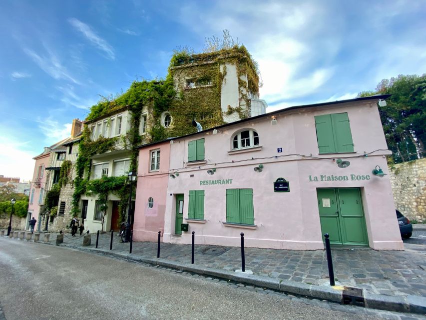 Paris: Secret Montmartre Smartphone Audio Walking Tour - Cancellation & Booking