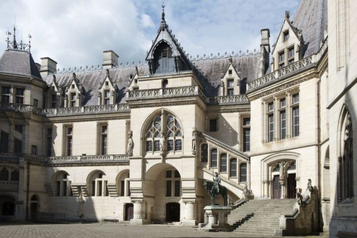 Pierrefonds: Pierrefonds Castle Entrance Ticket - Experience Highlights