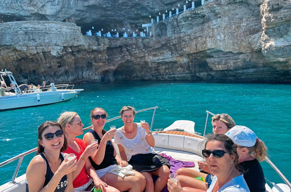 Polignano a Mare: Speedboat Cruise to Caves With Aperitif - Experience Highlights