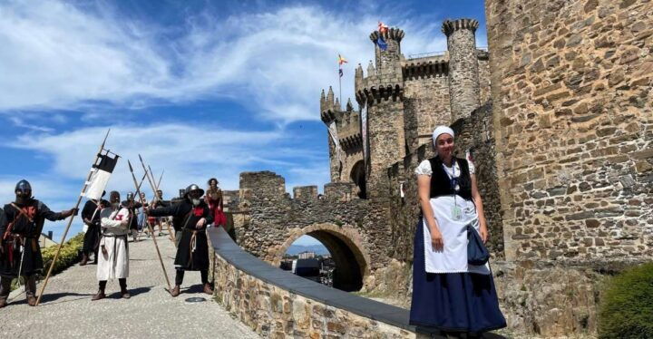 Ponferrada: City & Castle of the Templars Private Tour - Booking Information