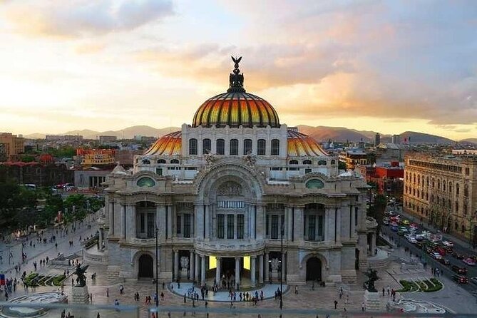 Private Tour in Mexico City Downtown & Anthropology Museum & Chapultepec Castle - Customizable Itinerary