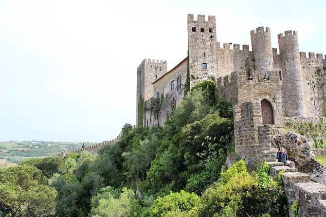 Private Tour to Fátima Sanctuary, Nazaré, Óbidos and Batalha FD - Destinations Included