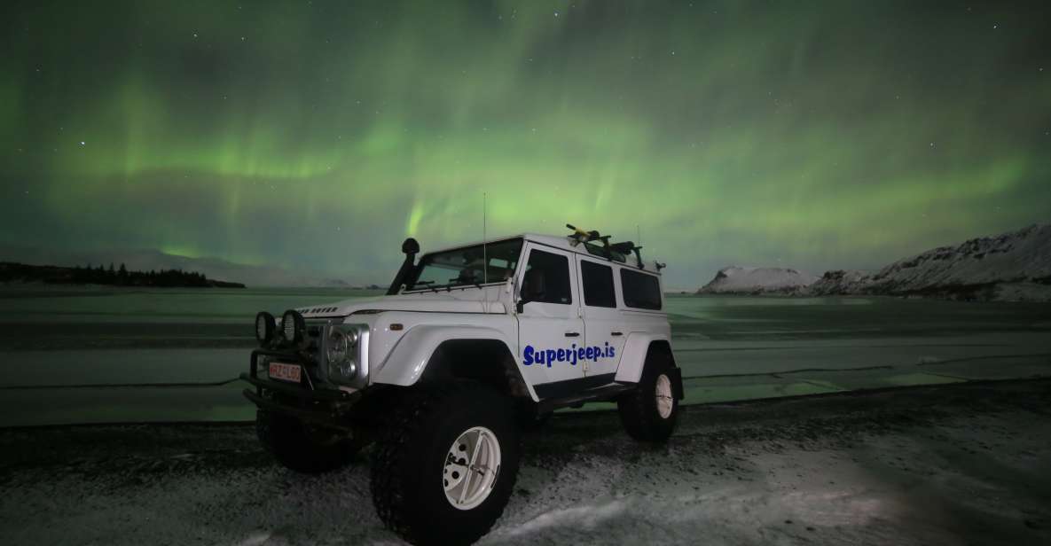 Reykjavik: Northern Lights Experience by Superjeep - Witnessing the Northern Lights