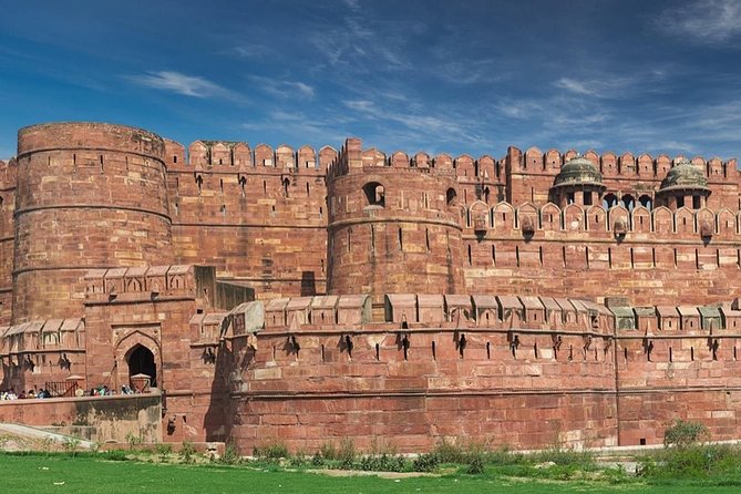 Same Day Agra Tour From Hyderabad With Return Flight - Itinerary Highlights