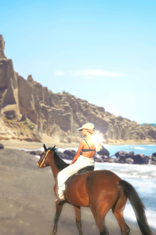 Santorini: Horseback Riding Tour on the Beach 1.5 Hours - Duration and Group Size