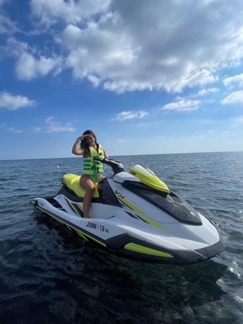 Santorini: Jet Ski Rental Santorini 130HP 30 Minutes - Duration and Language Options