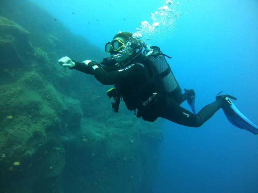 Santorini: Scuba Diving Experience in the Volcanic Caldera - Itinerary