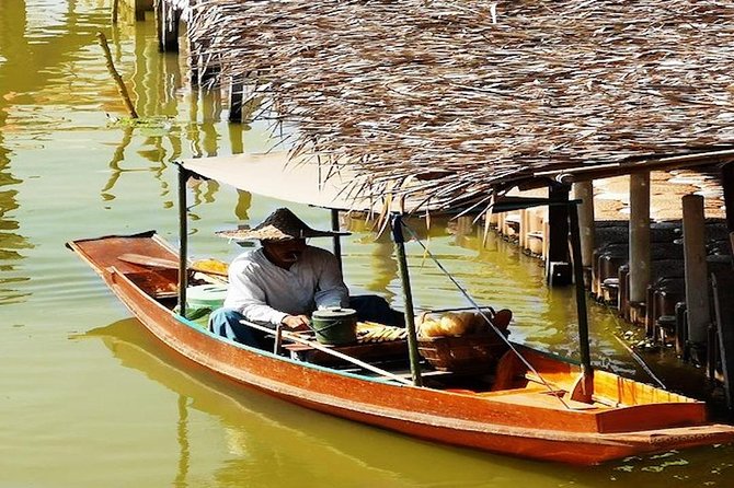 Sights In Samut Songkhram & Kanchanaburi Provinces - Tha Kha Floating Market