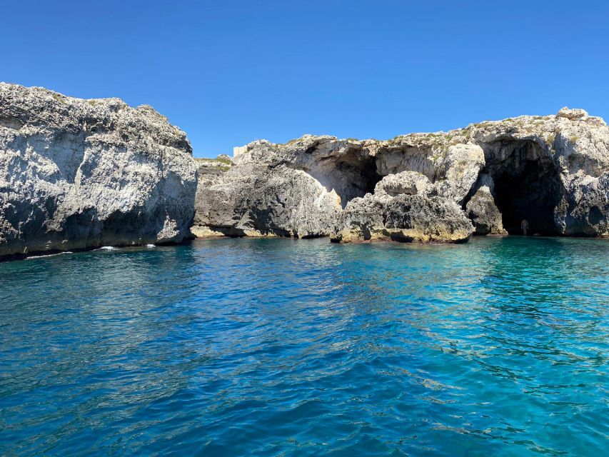 Siracusa: Private Boat Tour-Pillirina, Ortigia and Sea Caves - Language Options and Accessibility