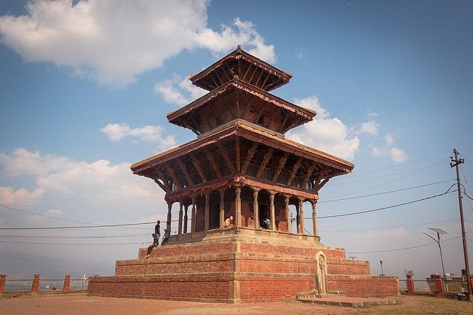 Stroll Around Kathmandu Durbar Square, Swayambhunath Stupa and Kiritpur Town - Cultural Delights in Kirtipur Town