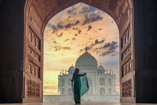 Sunrise Taj Mahal Tour By Car - Itinerary Details