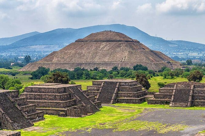 Teotihuacan, Basilica of Guadalupe, Tlatelolco and Tequila Tour - Reviews and Pricing