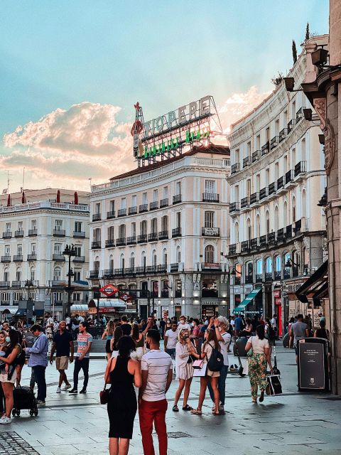 The Heart of Madrid in 2 Hours - Stroll Through Historic Landmarks