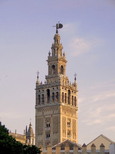 The Souls of Seville (Haunted Houses) - Meeting Point