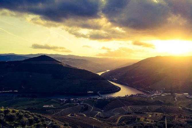 Top Highlights of Douro Valley From Porto Full Day Private Tour - Panoramic River Views