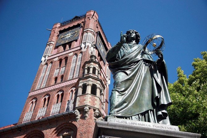 Torun Copernicus Trail and Old Town Private Walking Tour - Booking Details
