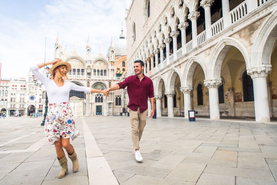 Venice: Photoshoot at Piazza San Marco and the Canals - Languages and Accessibility