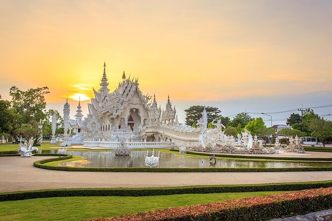 White Temple & Golden Triangle Day Trip From Chiang Mai - Golden Triangle Exploration