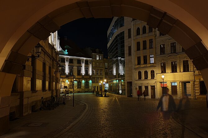 Wroclaw Private City Tour by Night, 2 Hours (Small Group) - Group Size Limit