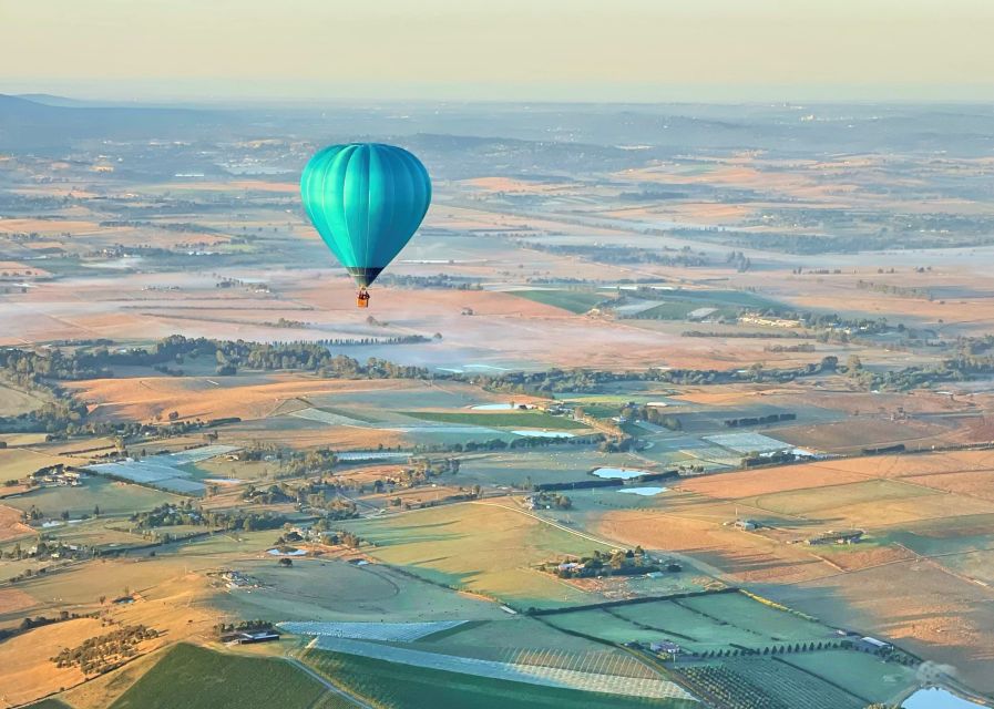 Yarra Valley: Hot Air Balloon Flight & Champagne Breakfast - Experience Highlights