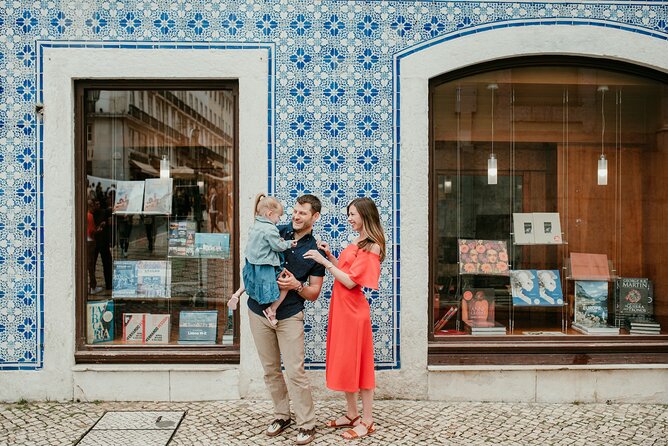 90-Minute Private Vacation Photography Session With Local Photographer in Lisbon - Booking Confirmation Process