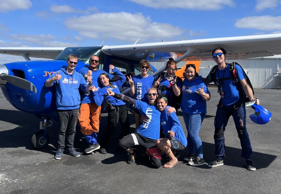 Adelaide: Tandem Skydiving Over Lake Alexandrina - Facilities at the Dropzone