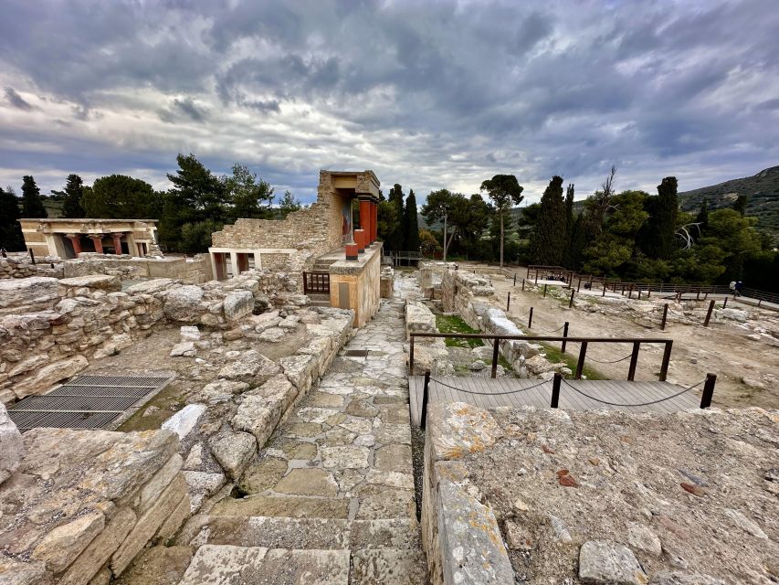 All Year Tour to Knossos Palace & Heraklion - Itinerary Overview