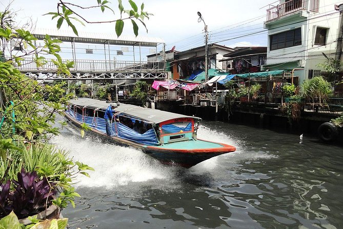 Bangkok Best Canal Tour : Wat Paknam, Artists House & Flower Art - Exploring Artists House