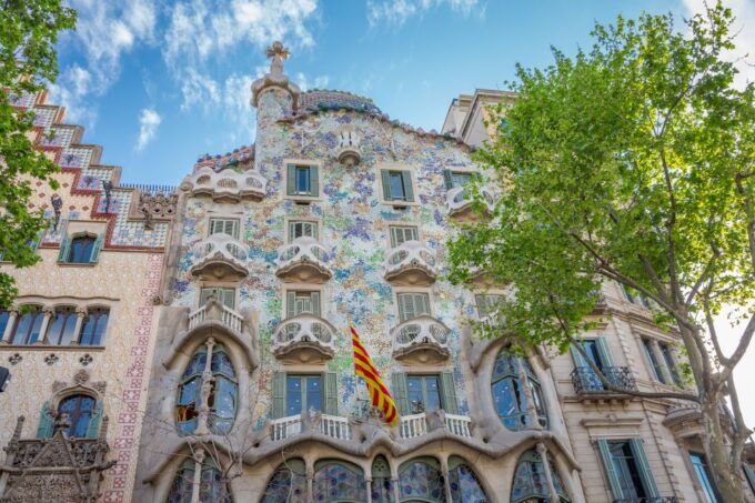 Barcelona: La Pedrera Guided Tour With Casa Batllo Option - Important Information