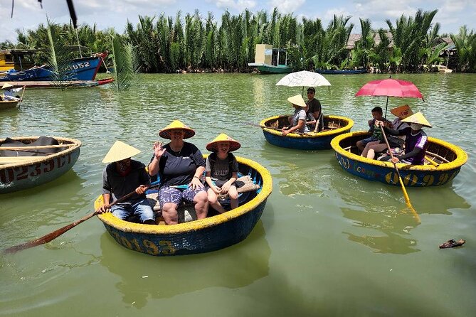 Basket Boat Ride to Visit Coconut Jungle & Hoi an Walking Tour, Night Market - Hoi An Walking Tour Experience