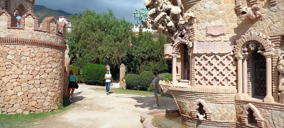 Benalmadena: Colomares Castle Tour With Entry Ticket - Booking Information