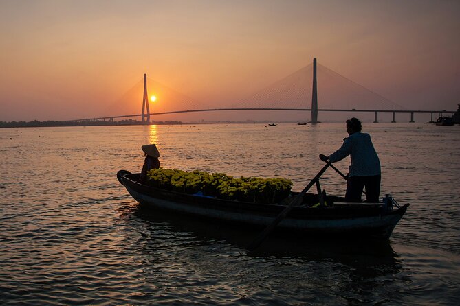 Boat Tour on Mekong River See the Sunset, Small Canal, Vegan Dinner, Street Food - Vegan Dinner Experience