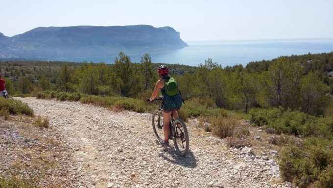 Calanques National Park Integral Crossing by Emtb - Provider and Rating Insights