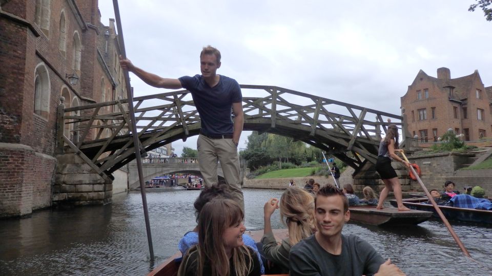 Cambridge: Punting Tour on the River Cam - Accessibility and Private Options