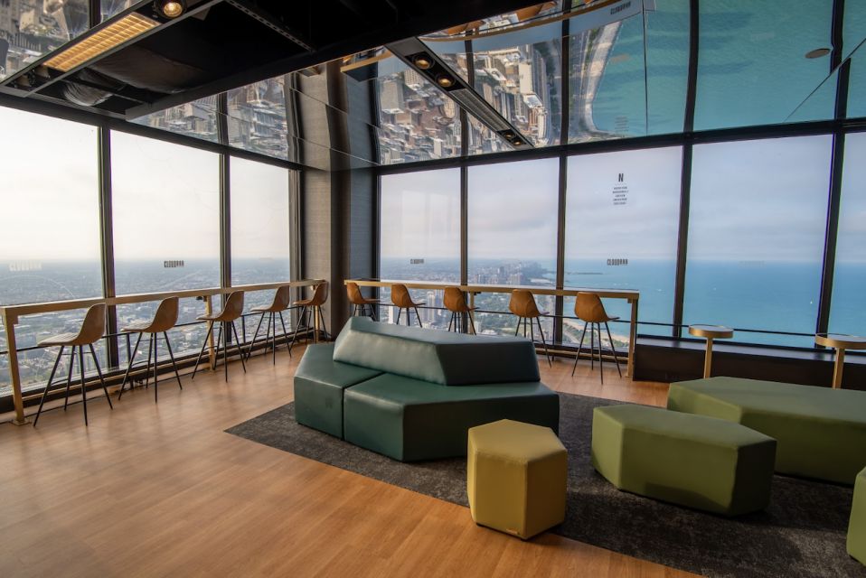 Chicago: 360 Chicago Observation Deck Sip and View Ticket - Interactive Experience