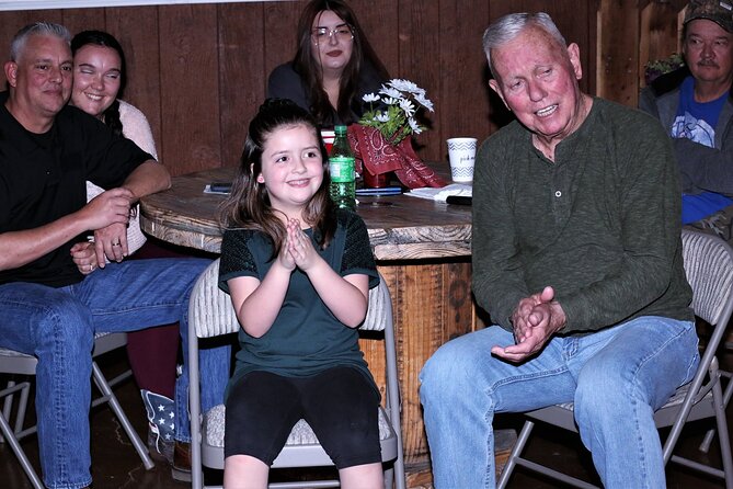 Chuck Wagon Lunch and Show at the Firelight Barn in Henderson - Whats Included