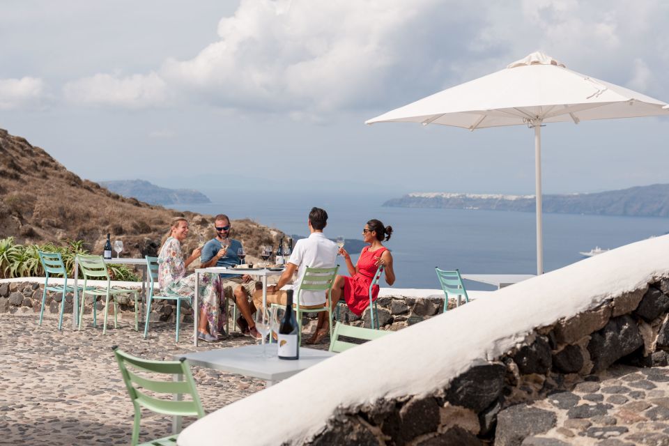Discover Santorini: Prehistoric Akrotiri & Winery Tour - Tour Experience
