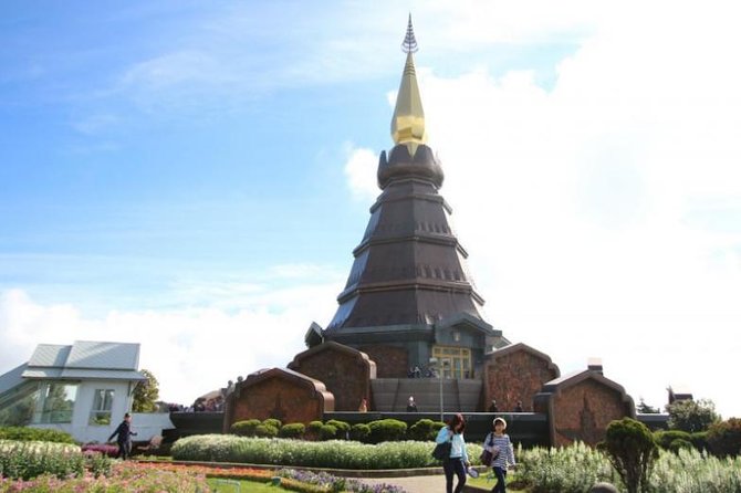Doi Inthanon National Park: A Perfect Chiang Mai Day Trip Destination - Recommended Clothing for Visitors