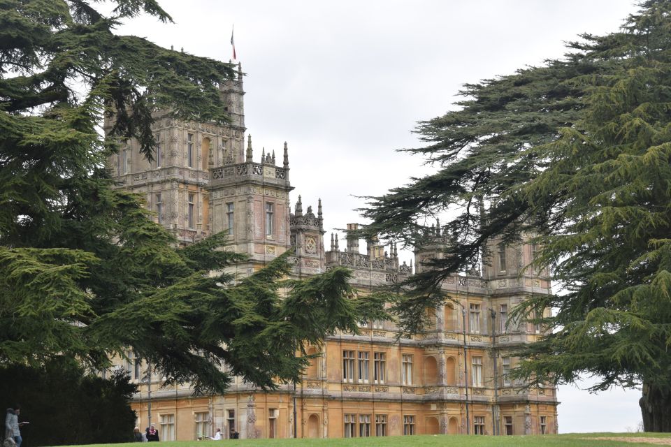 Downton Abbey and Village Small Group Tour From London - Reviews
