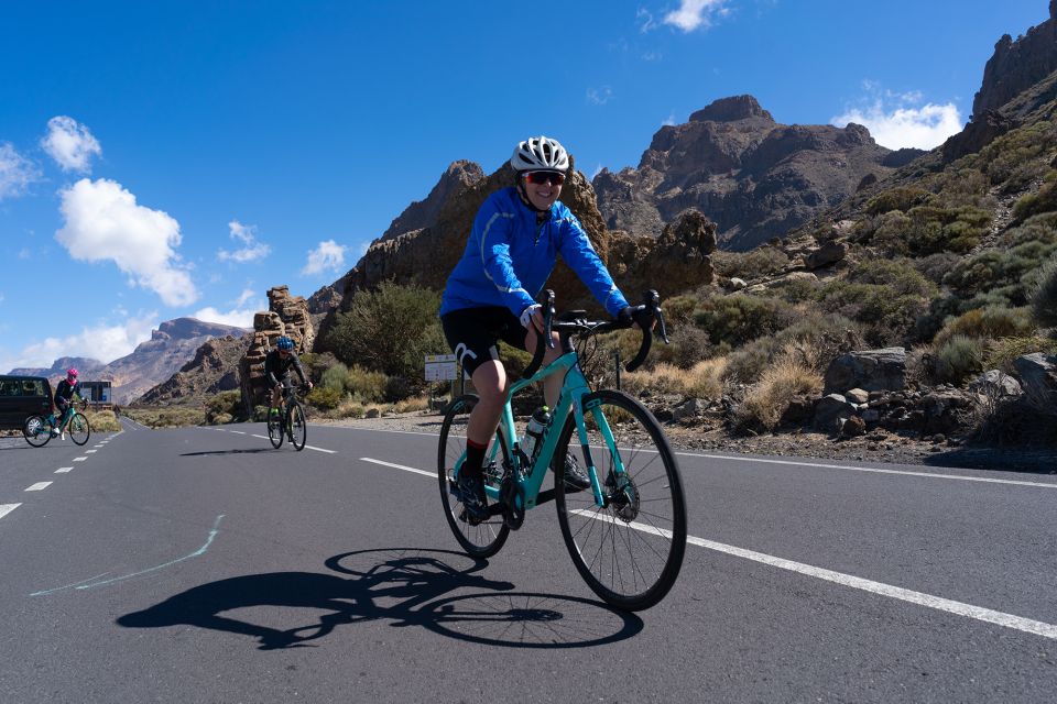 El Teide: Full-Day Road Cycling Route on Fridays - Meeting Point Information