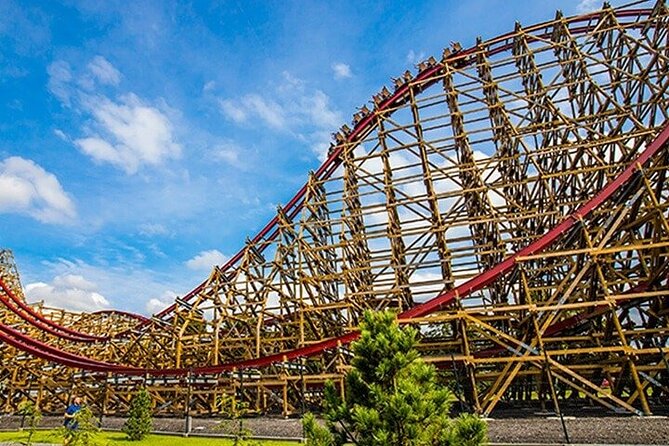 Energylandia Amusement Park: From Kraków - Souvenirs and Shopping at Energylandia