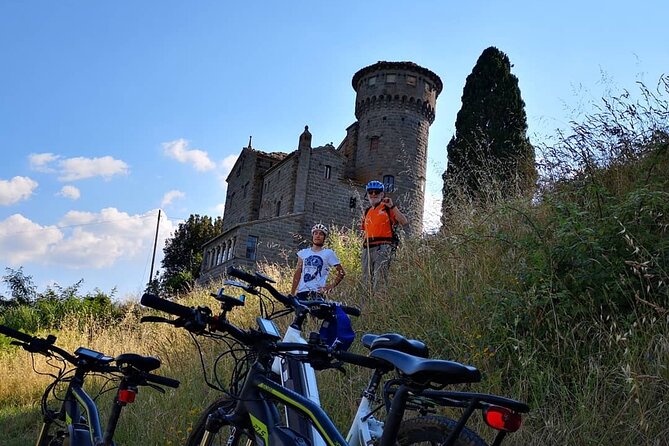 Enobike Tour to Lake Corbara and Titignano Castle - Scenic Views