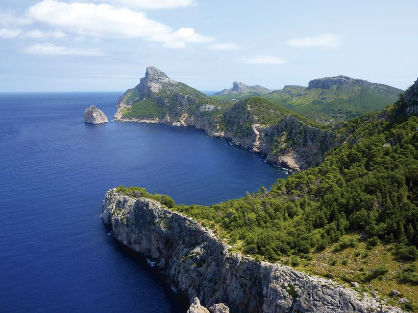 Formentor: Xperience Bus and Boat Tour From the North - Tour Duration and Languages