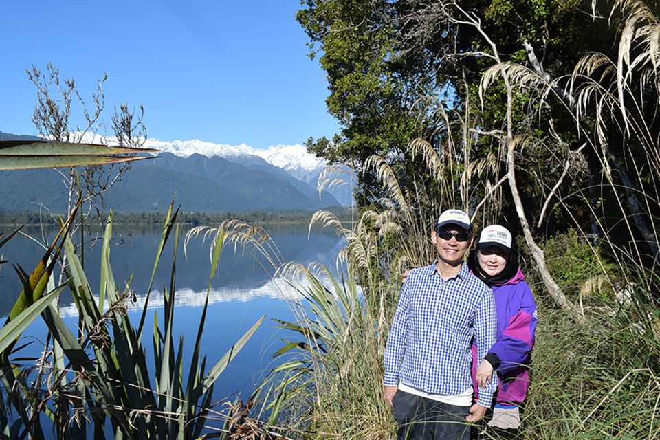 Franz Josef: Kayak & Walking Tour to Okarito Kiwi Sanctuary - Review Summary