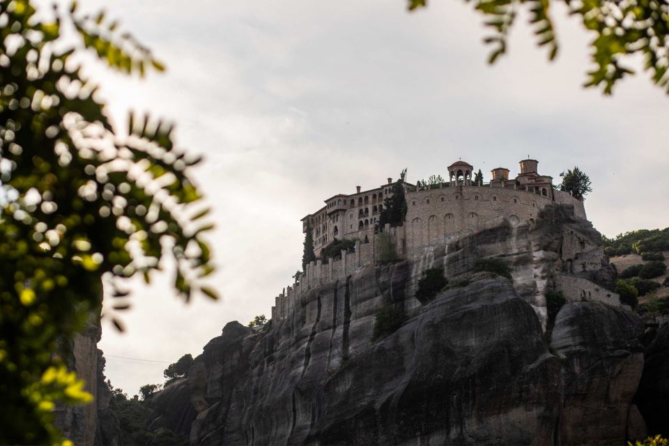 From Athens: Meteora Day Trip by Bus With Optional Lunch - Experience