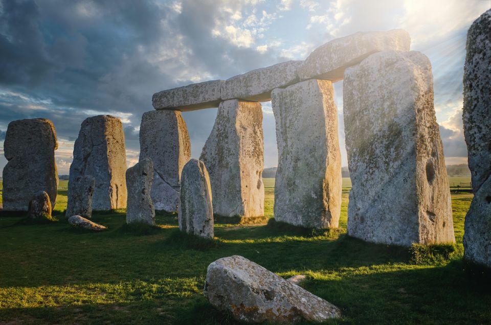 From Bath: Private Stonehenge and Bath Tour With Pickup - Highlights