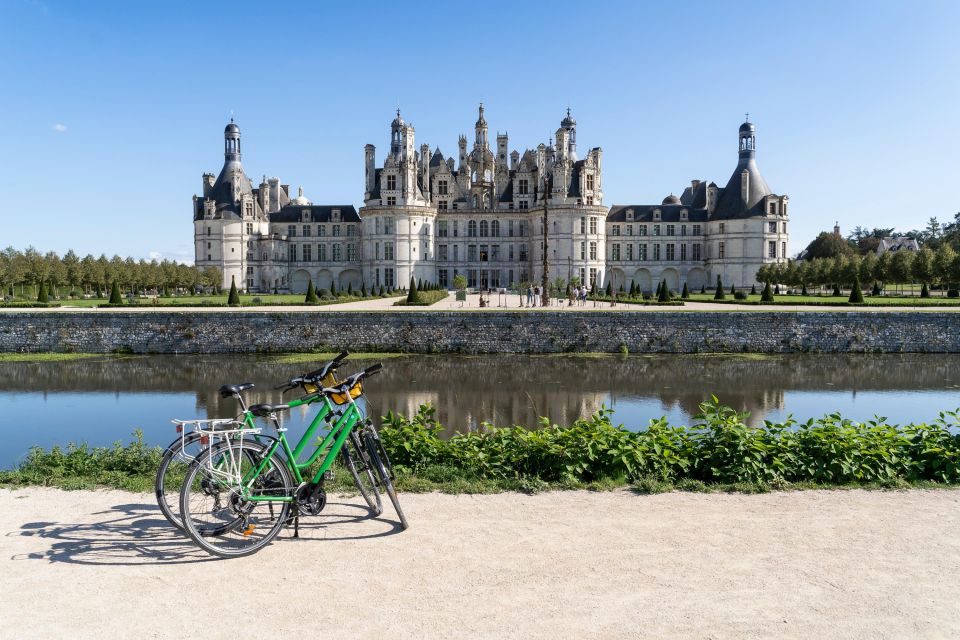 From Blois: Chambord, Wine & Cycling - Wine Tasting Experience